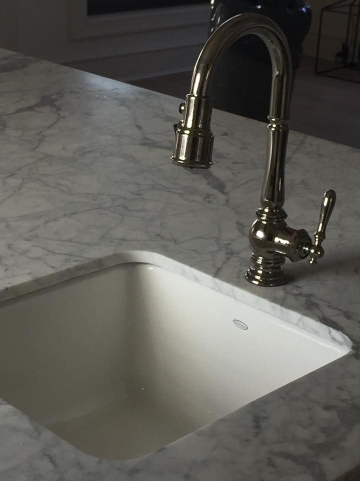 Kitchen faucet