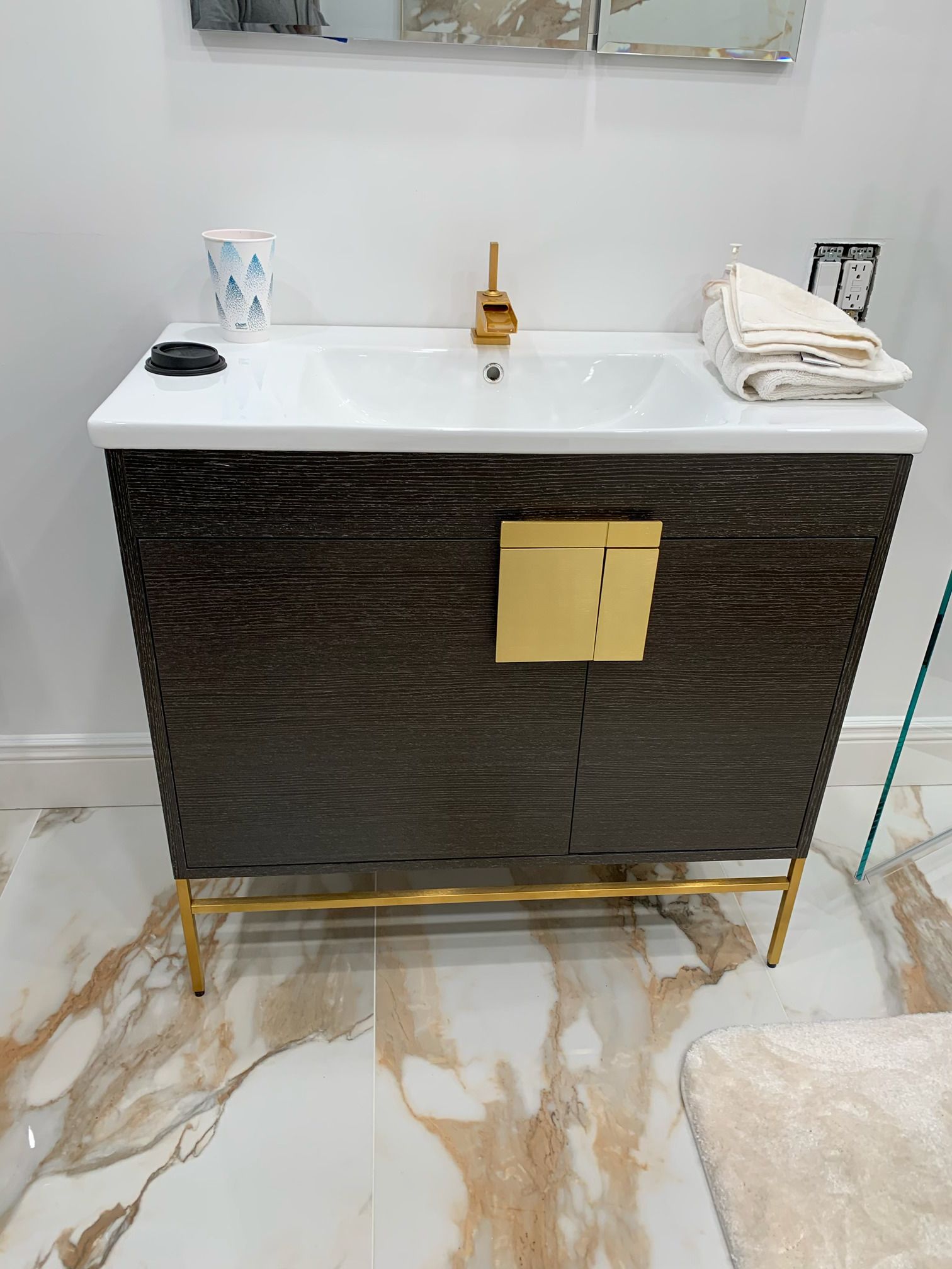 Stunning bathroom sink