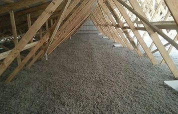 Loose-fill insulation installation