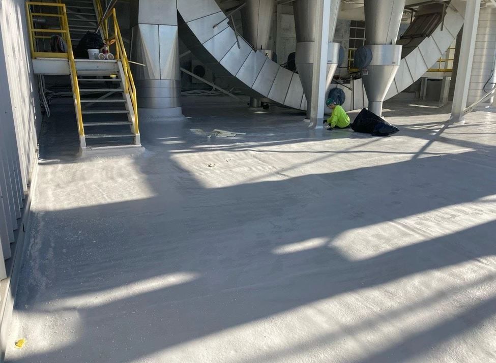 Spray foam roofing insulation