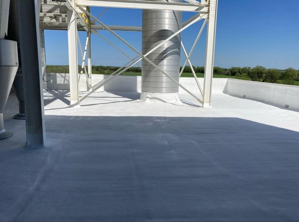 Spray foam roofing insulation