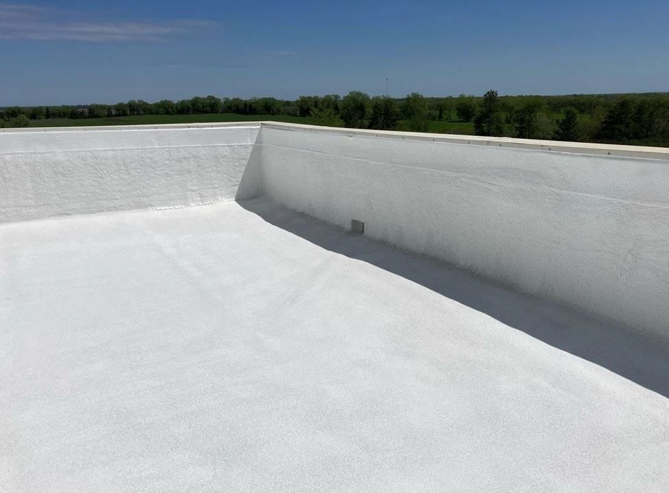 Spray foam roofing insulation