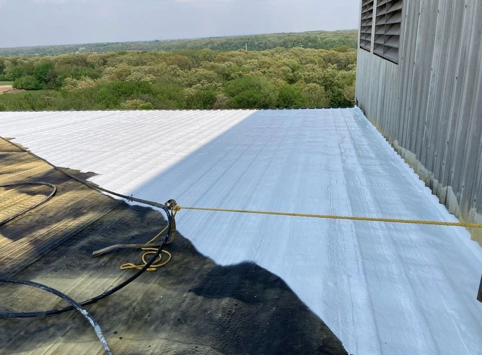 Spray foam roofing insulation