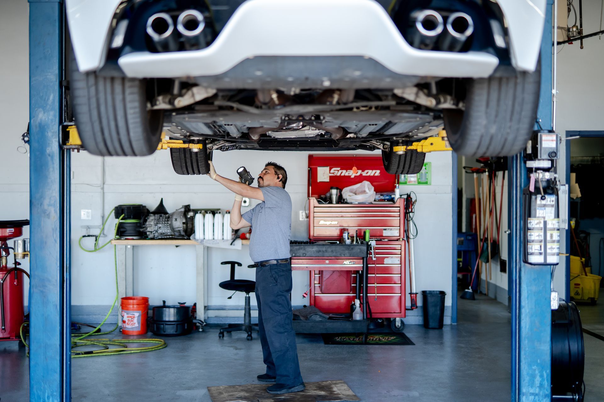 Auto Repair Aurora, IL PerformanceWerks Auto Clinic Inc