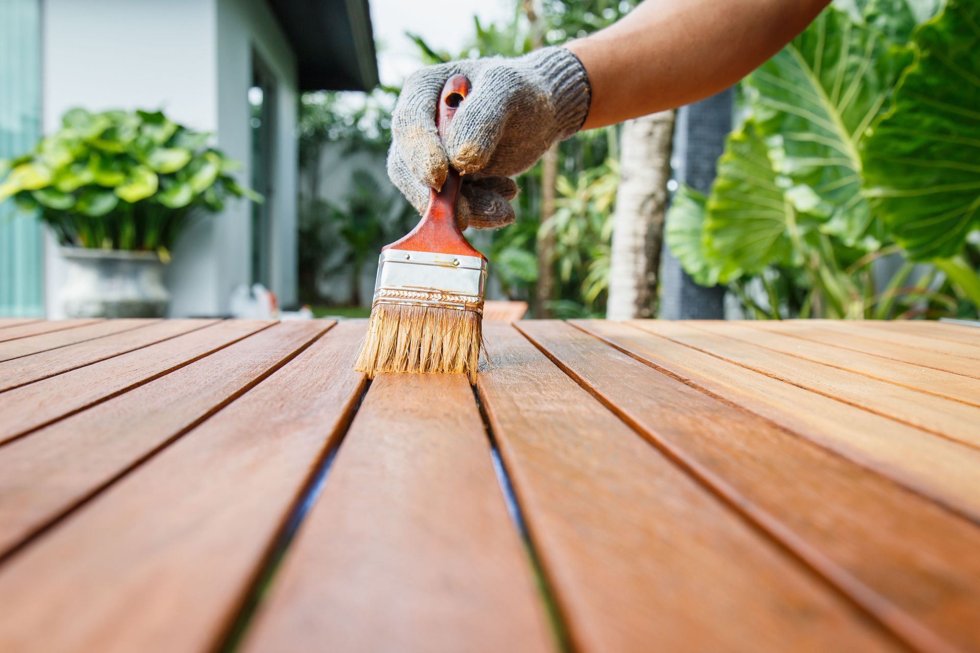 decking contractor