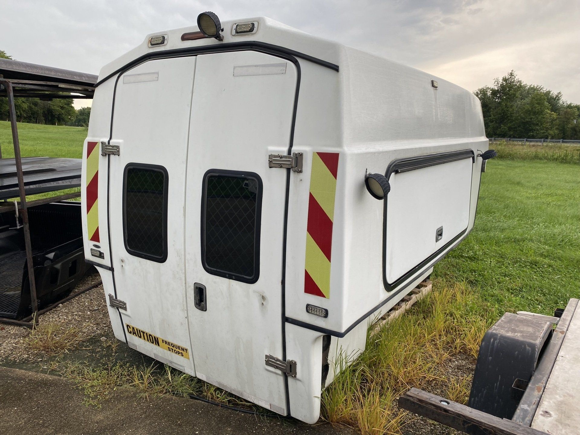 Used Camper Shells Used Fiberglass Shells Vincennes, IN