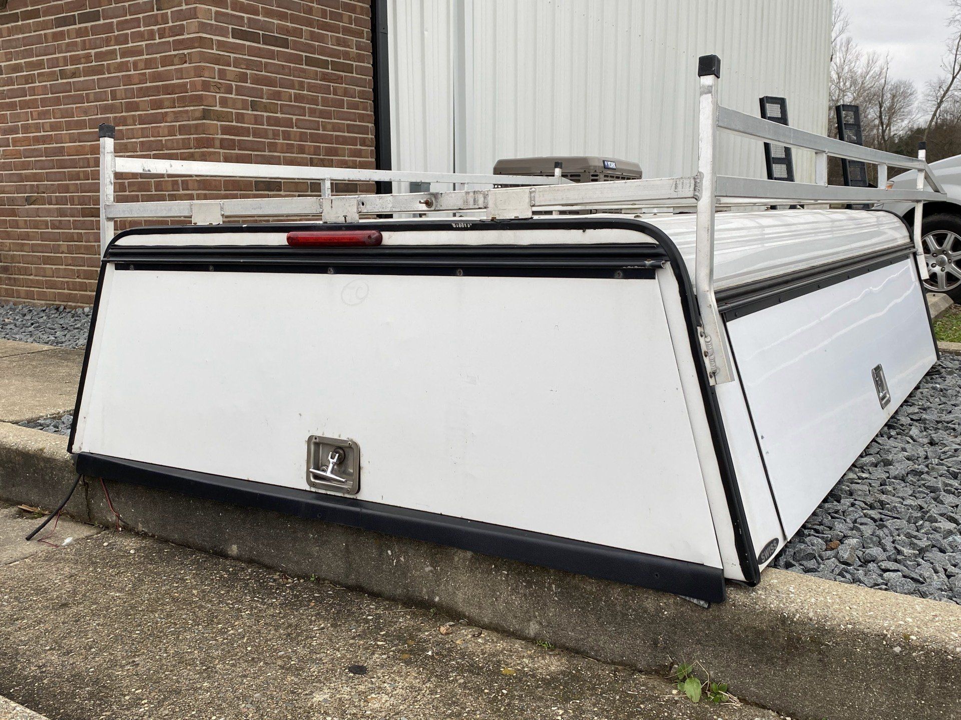 Used Camper Shells Used Fiberglass Shells Vincennes, IN