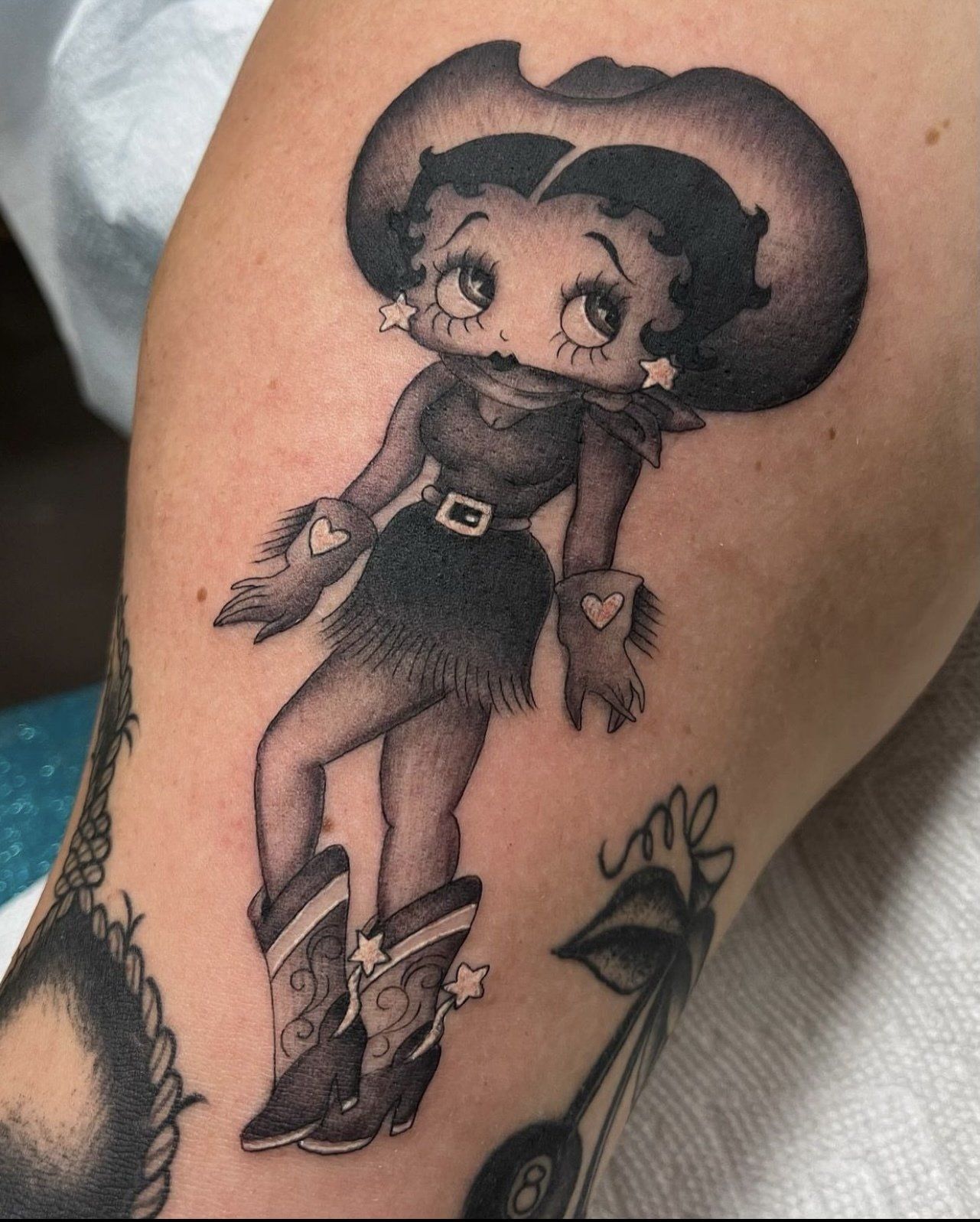 Tattoo betty boop cowboy