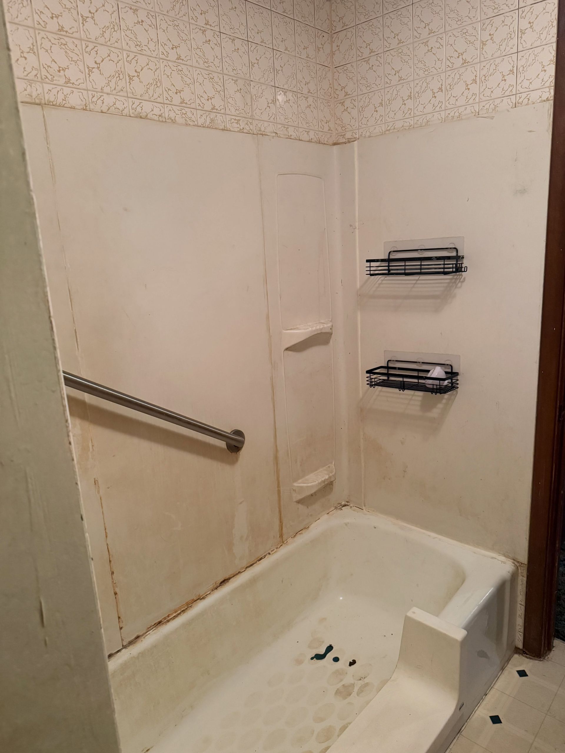 Bathroom - Before