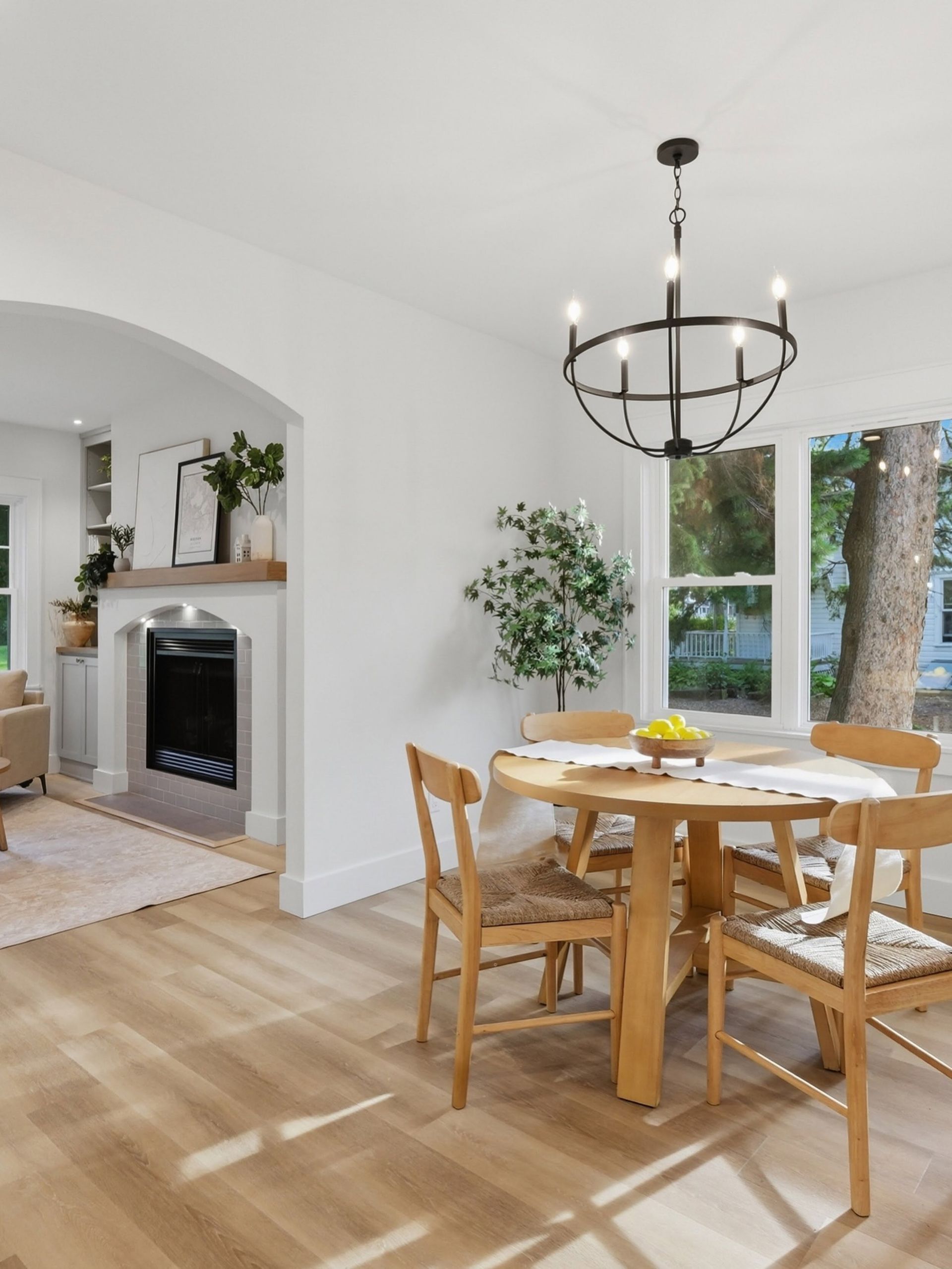 Dining area - After