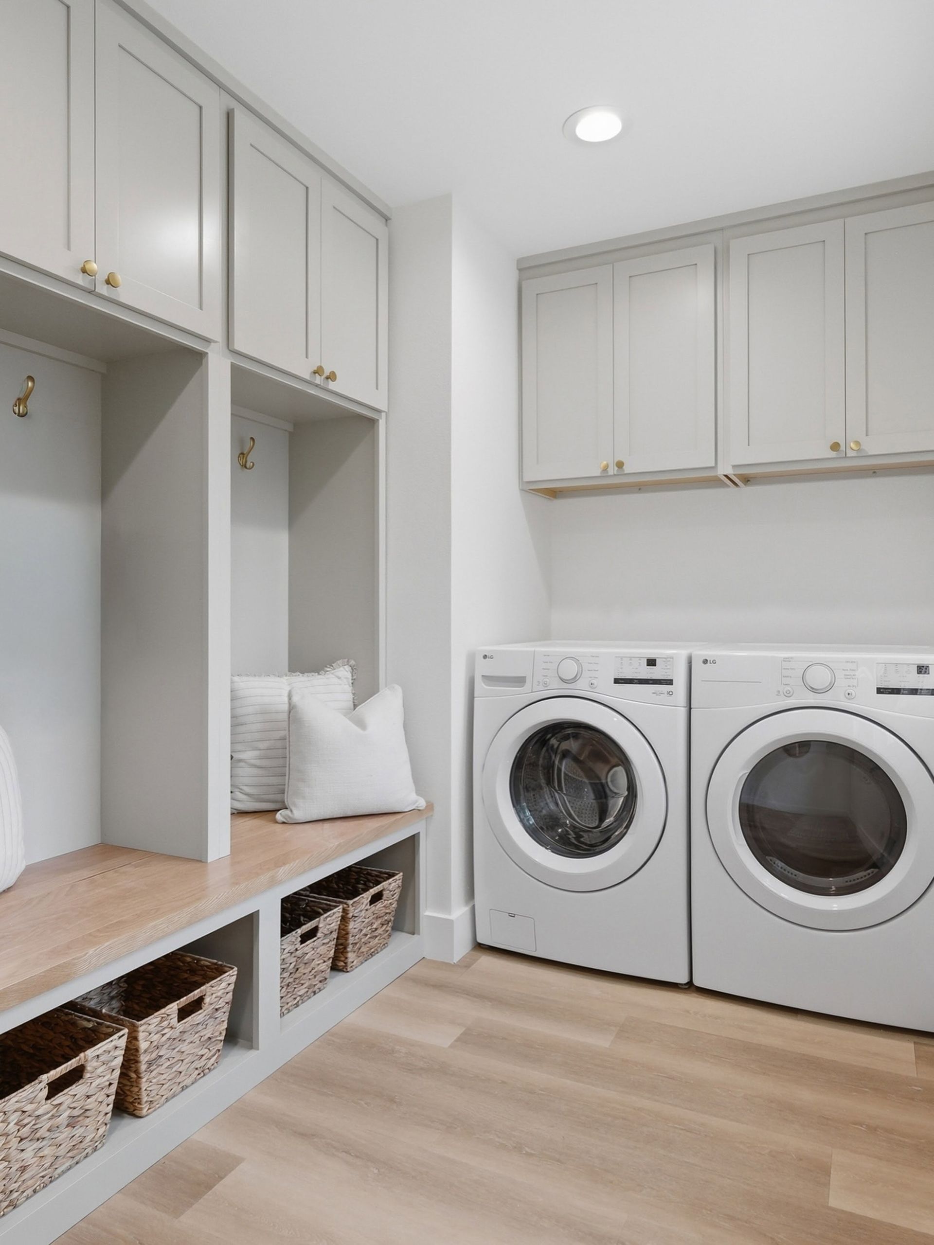 Laundry room - After