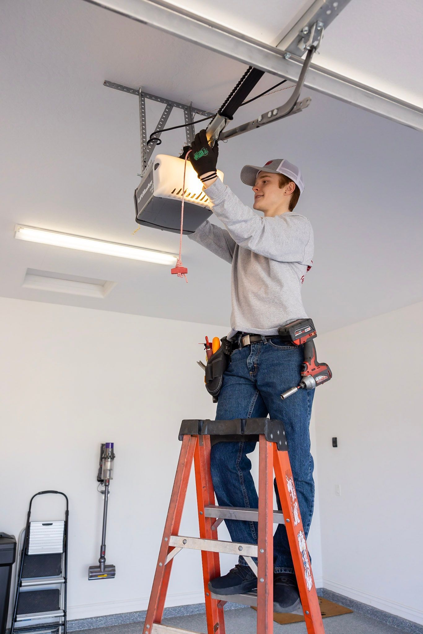 anozira-door-systems