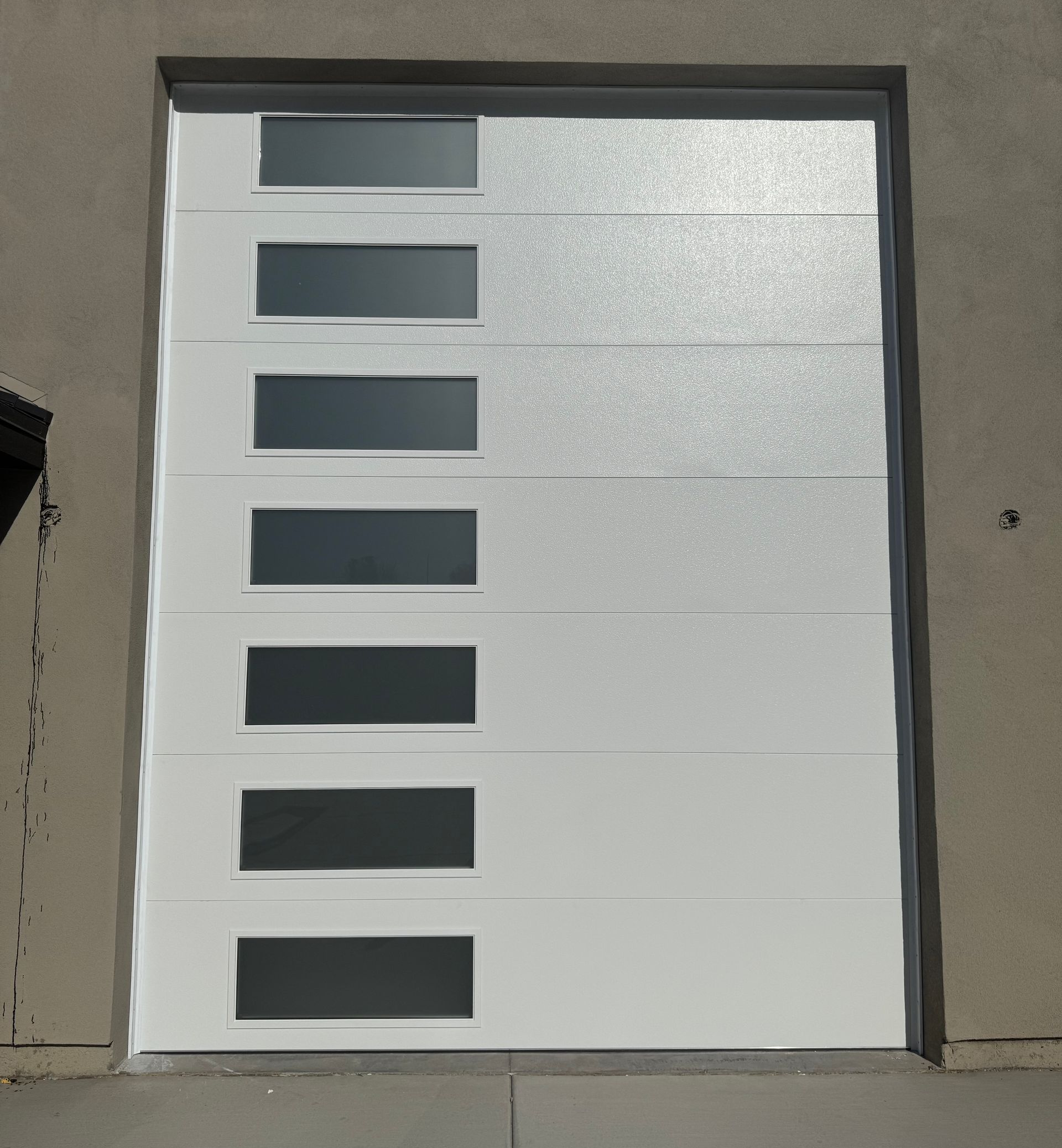 anozira-door-systems