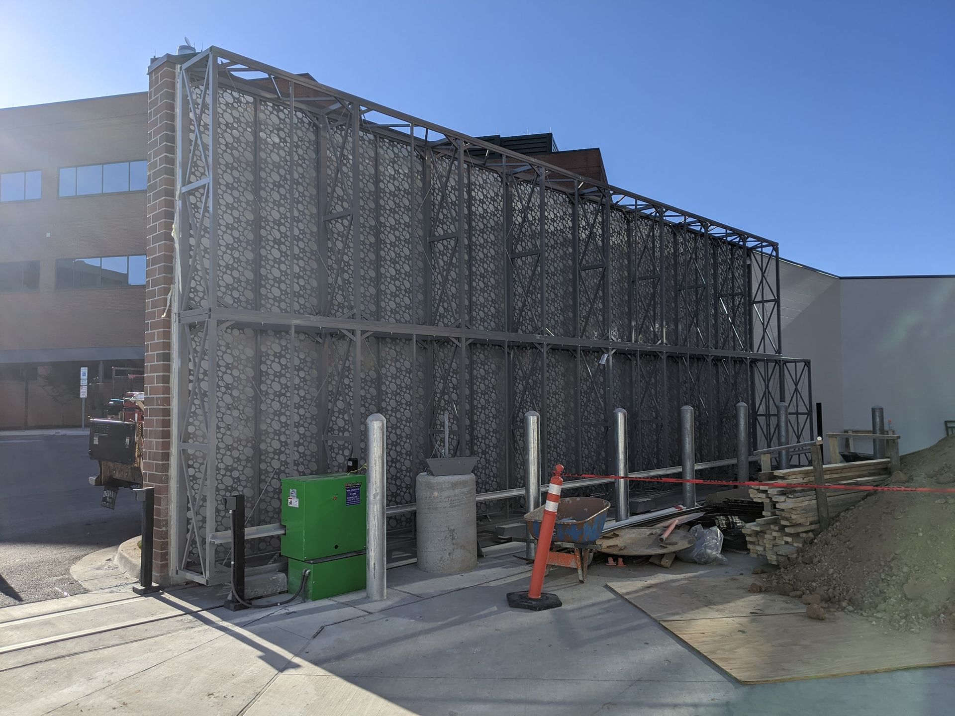 Commercial security gate