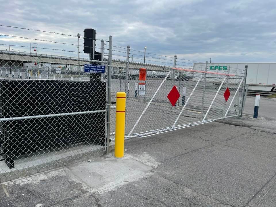 closed vertical lift gate