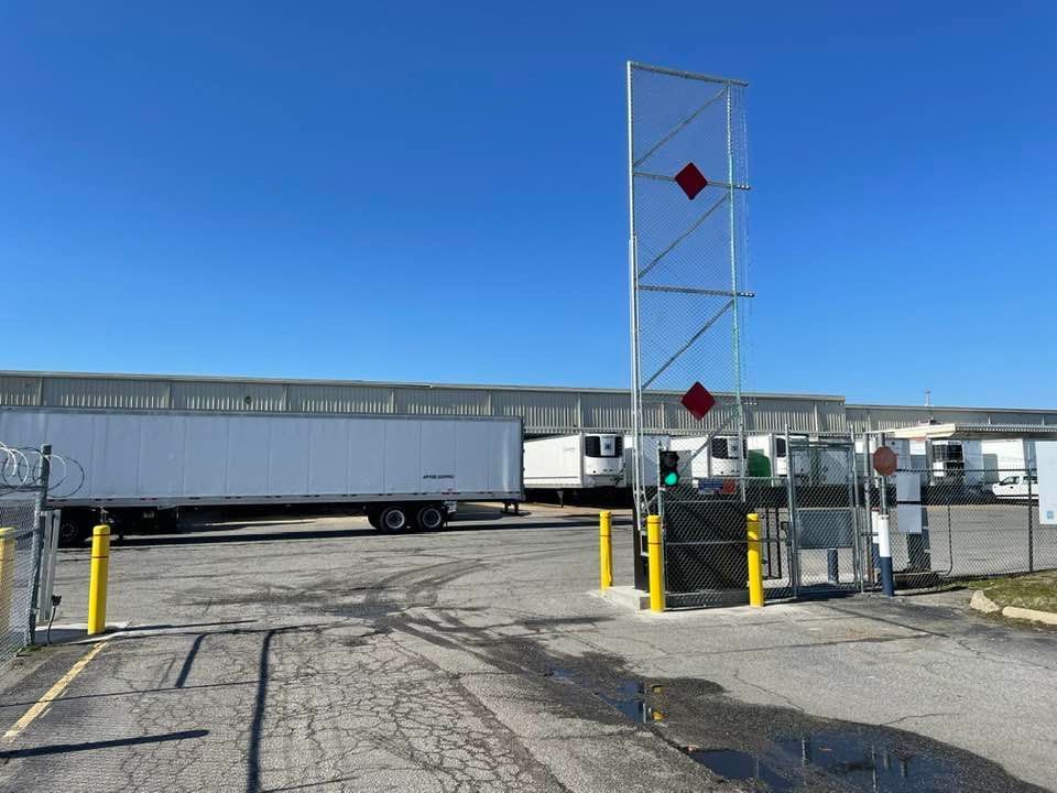 open vertical lift gate