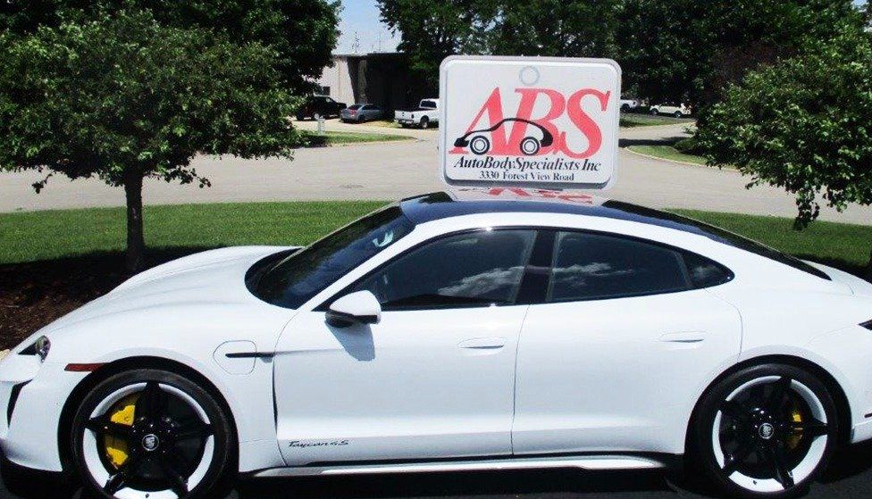 Auto body service