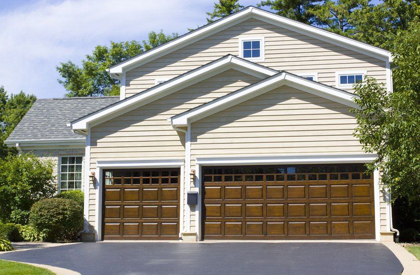 Residential garage door