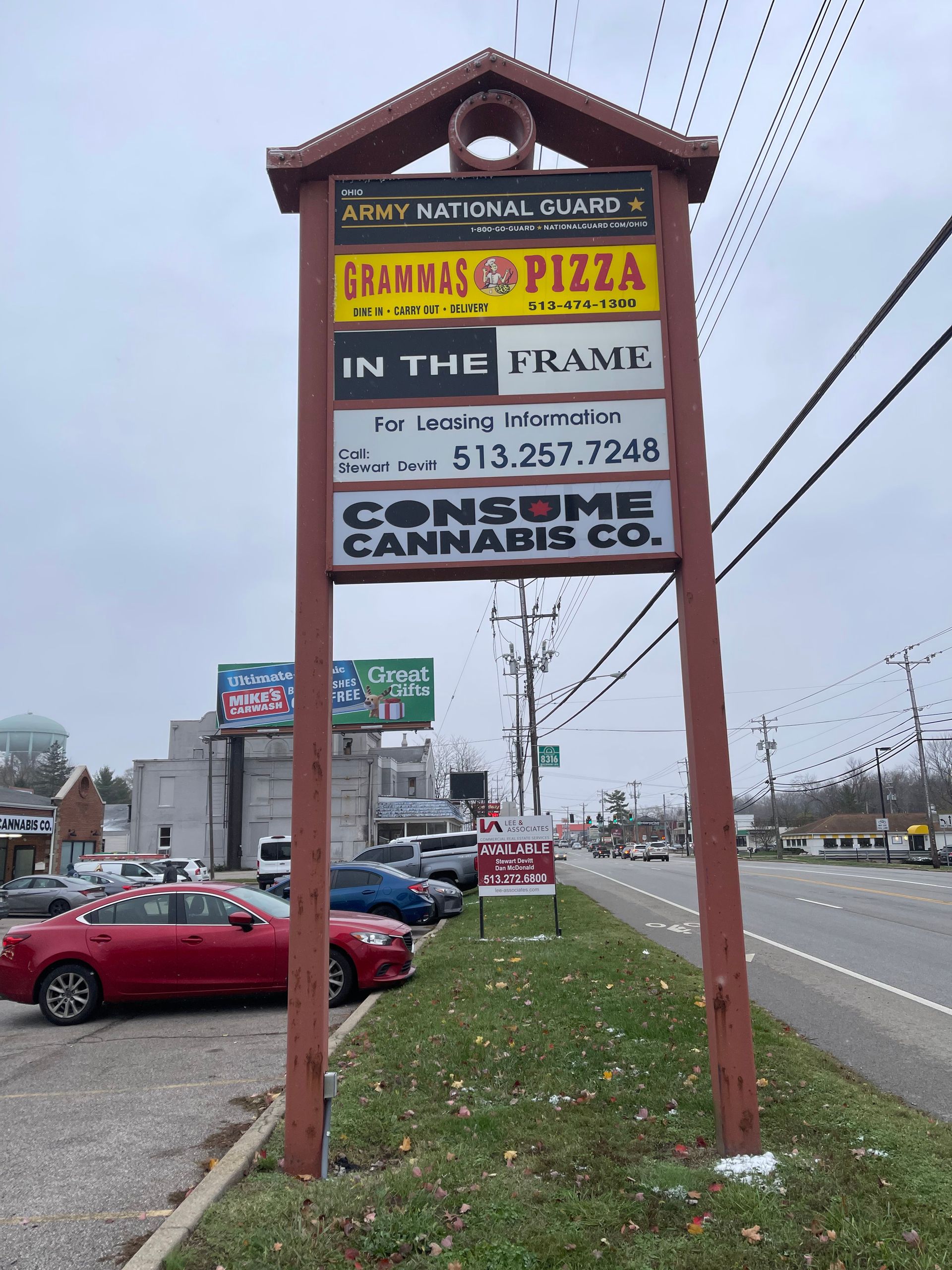 A sign that says grammas pizza in the frame on it