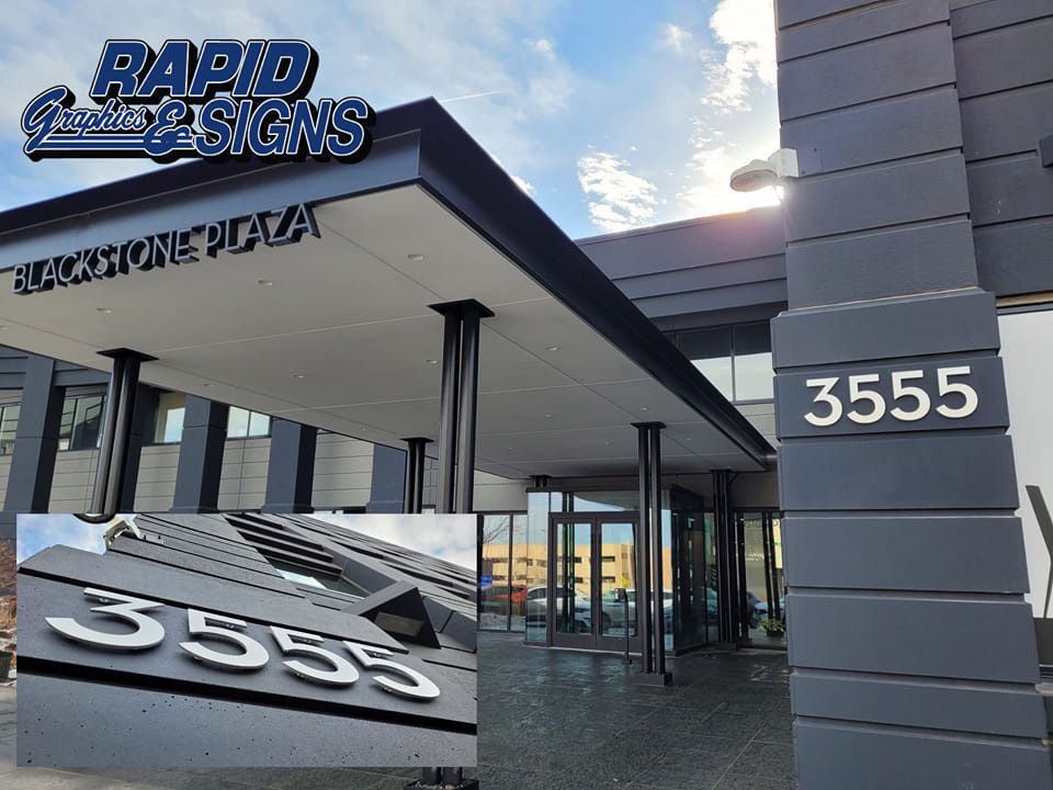 A building with the number 3550 on it