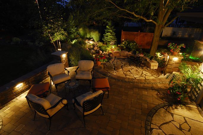 Outdoor lighting service