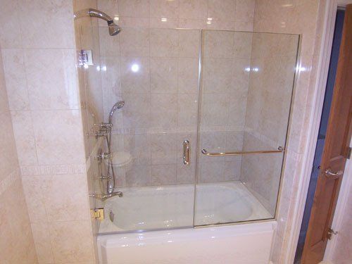 Tub Enclosure