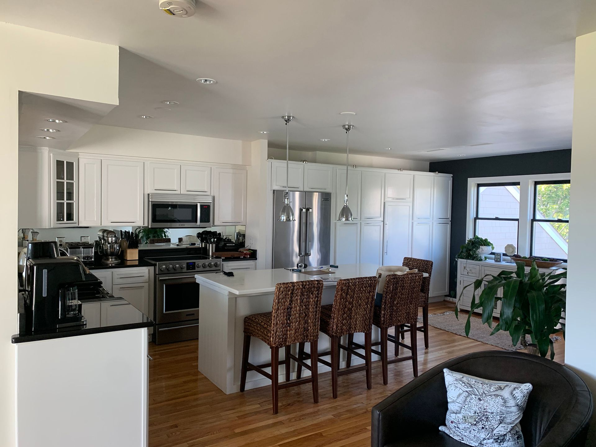 Transitional Kitchen Kitchen Remodel by Dennis Kitchens project photo