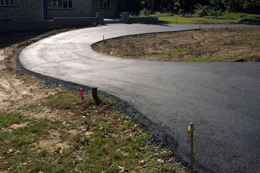 asphalt paving