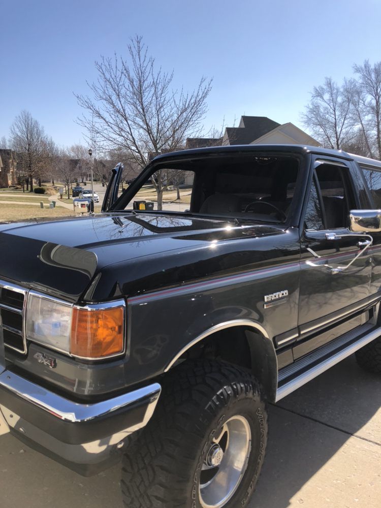 Mobile Auto Glass Replacement Kansas City, MO