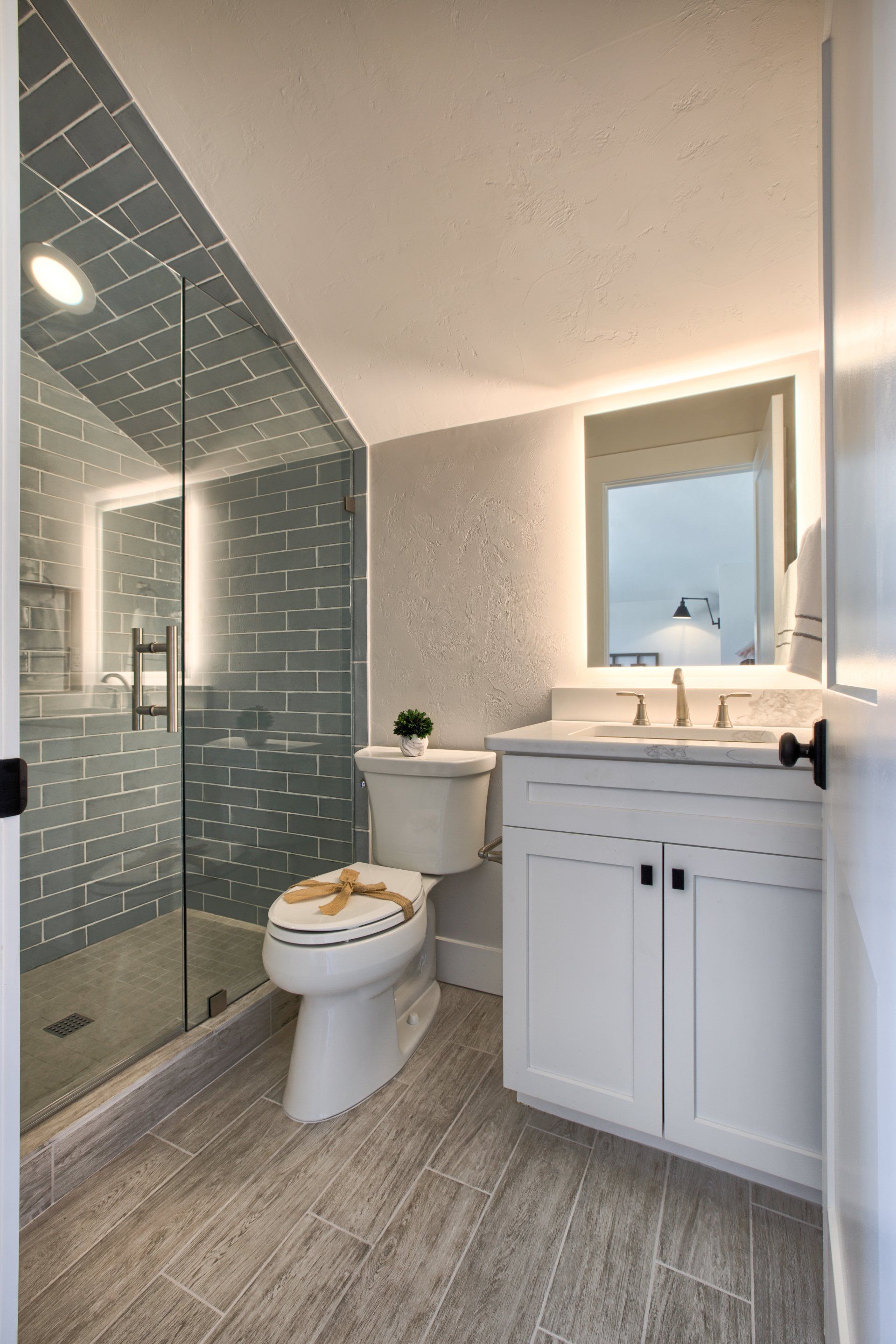 Bathroom cabinet services