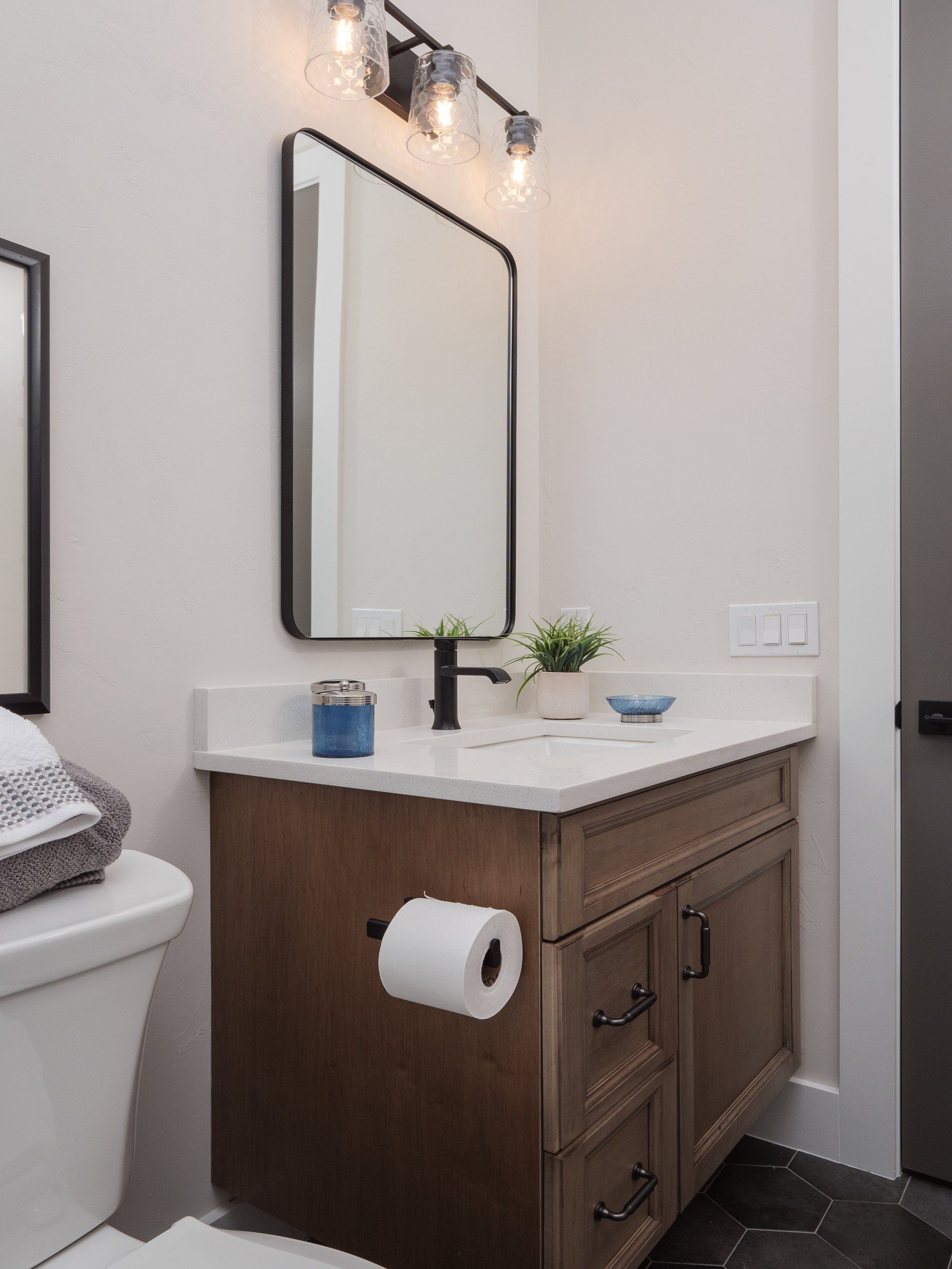 Bathroom cabinet services