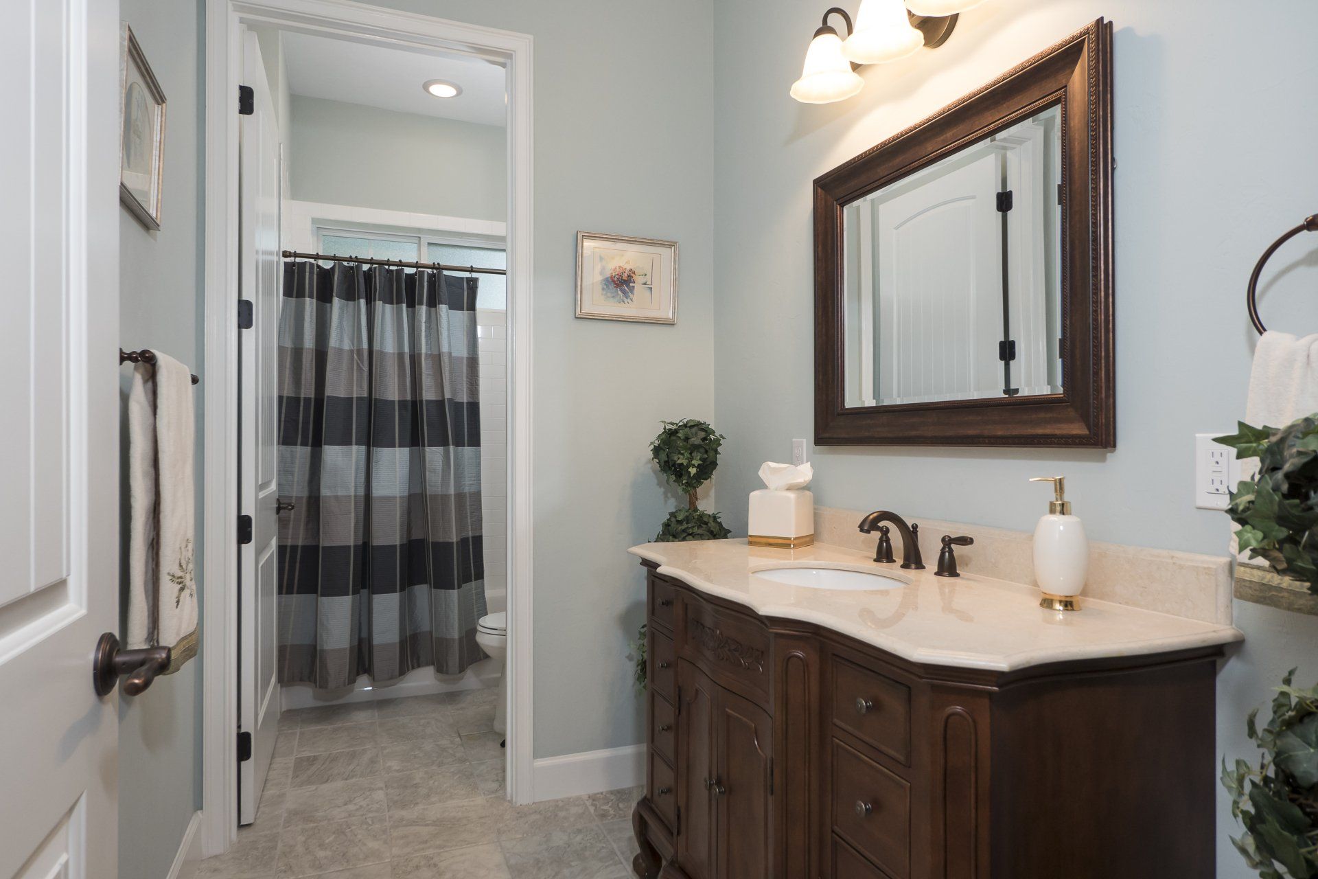 Bathroom cabinet services