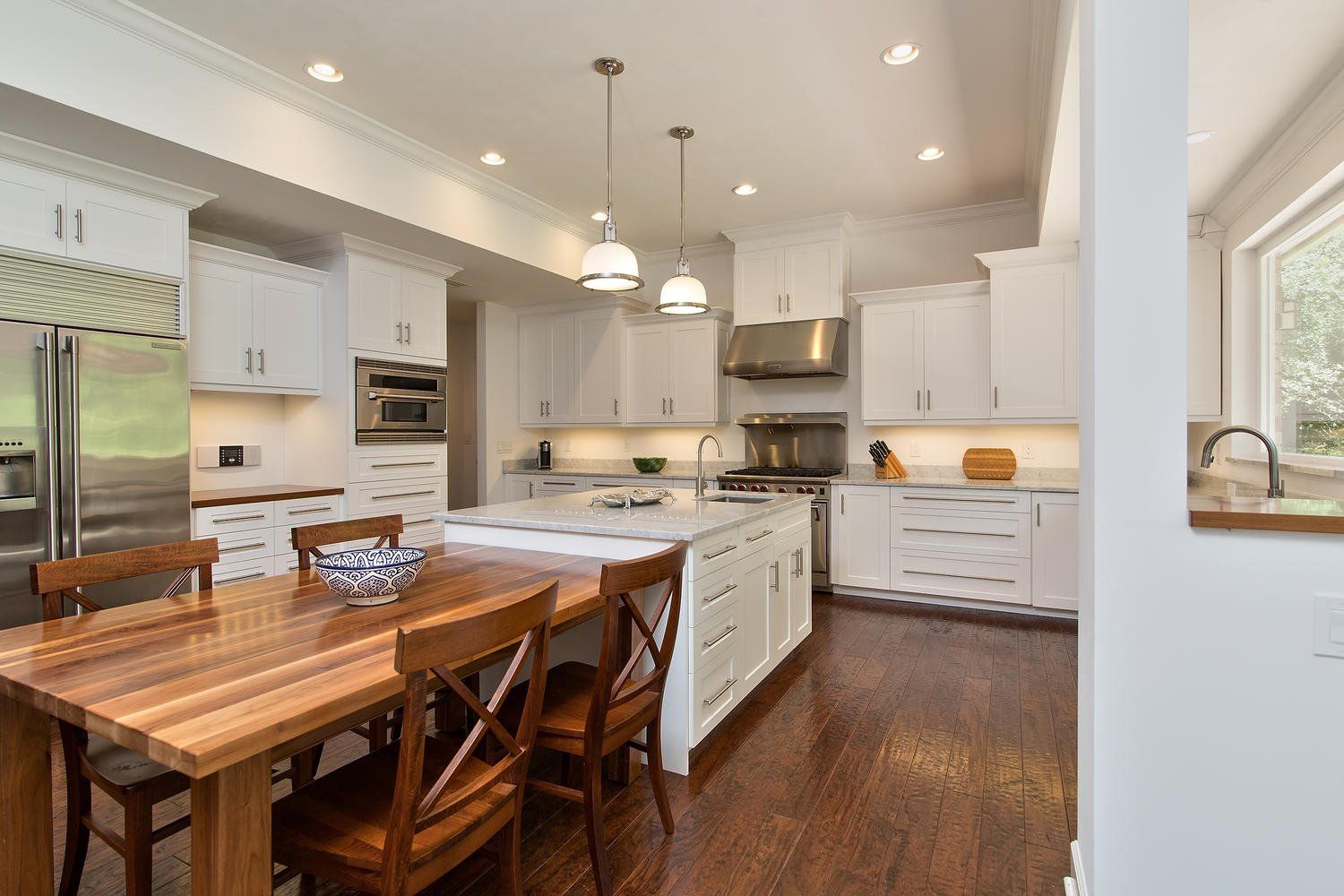 Kitchen cabinet services