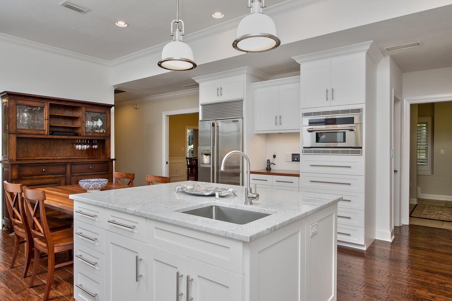 Kitchen cabinet services