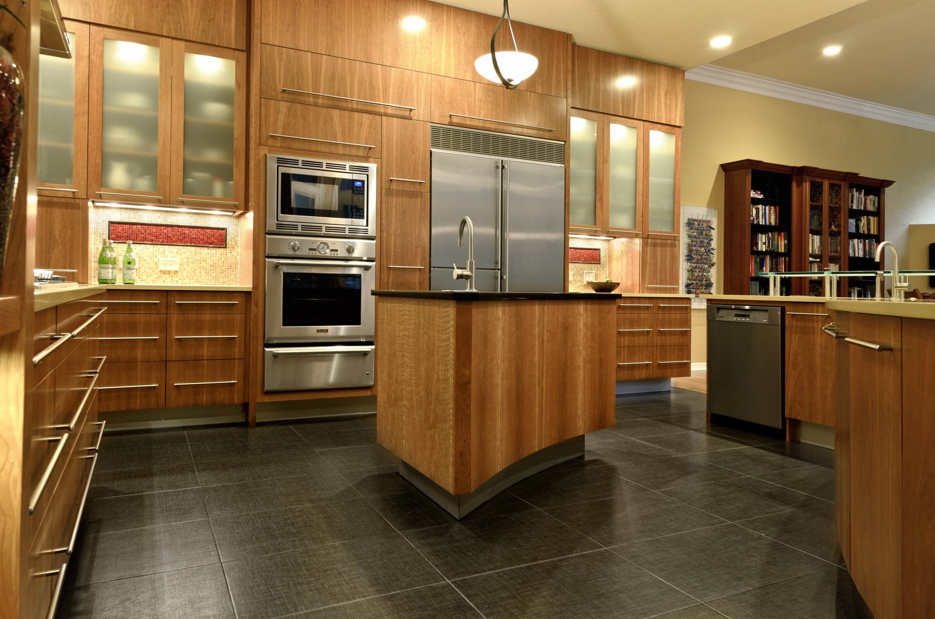 Kitchen cabinet services
