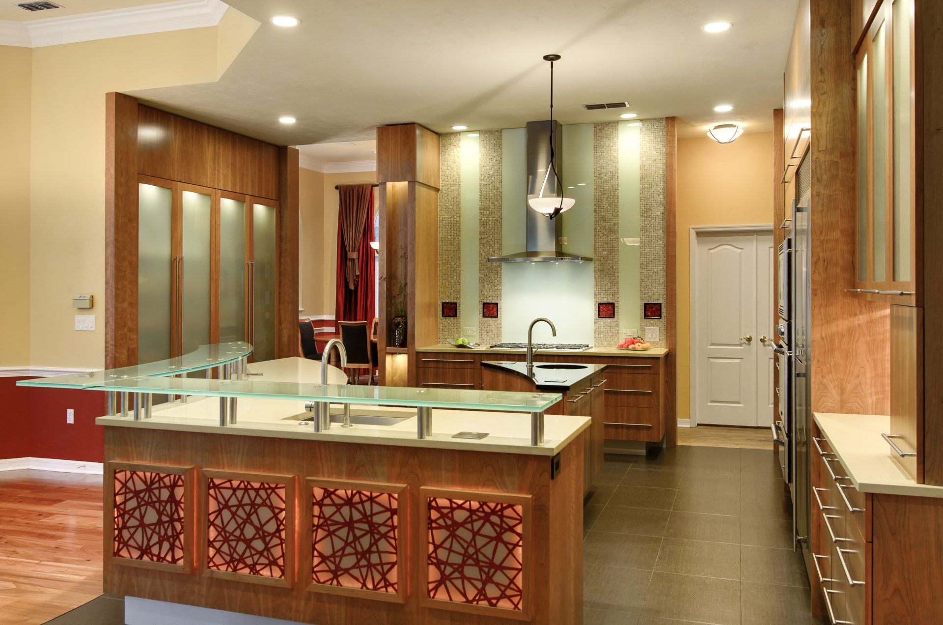 Kitchen cabinet services