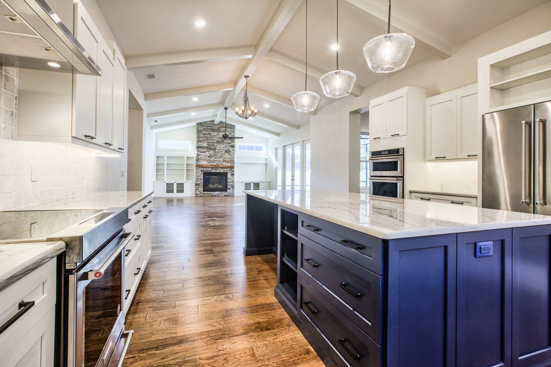 Kitchen cabinet services