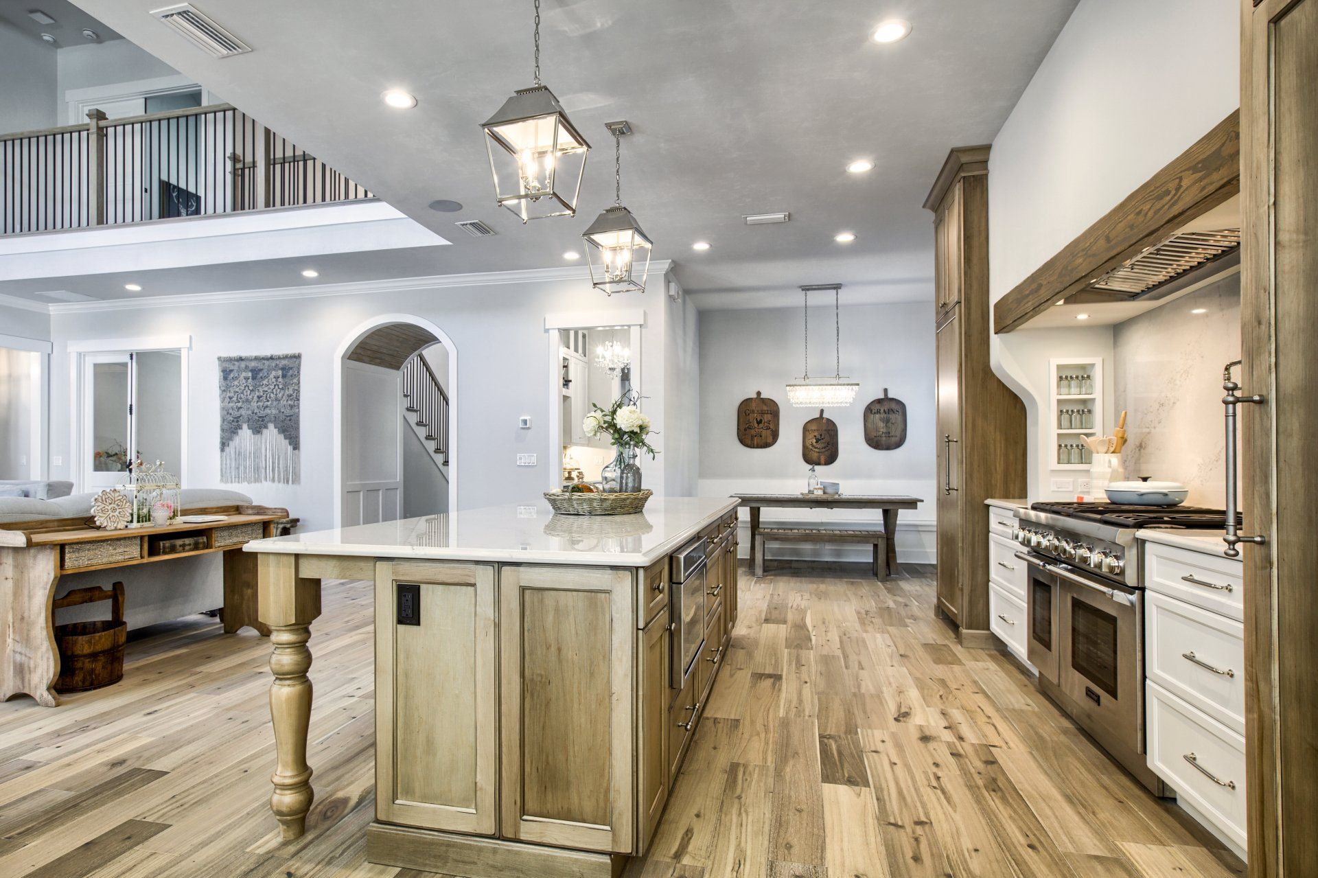 Kitchen cabinet services