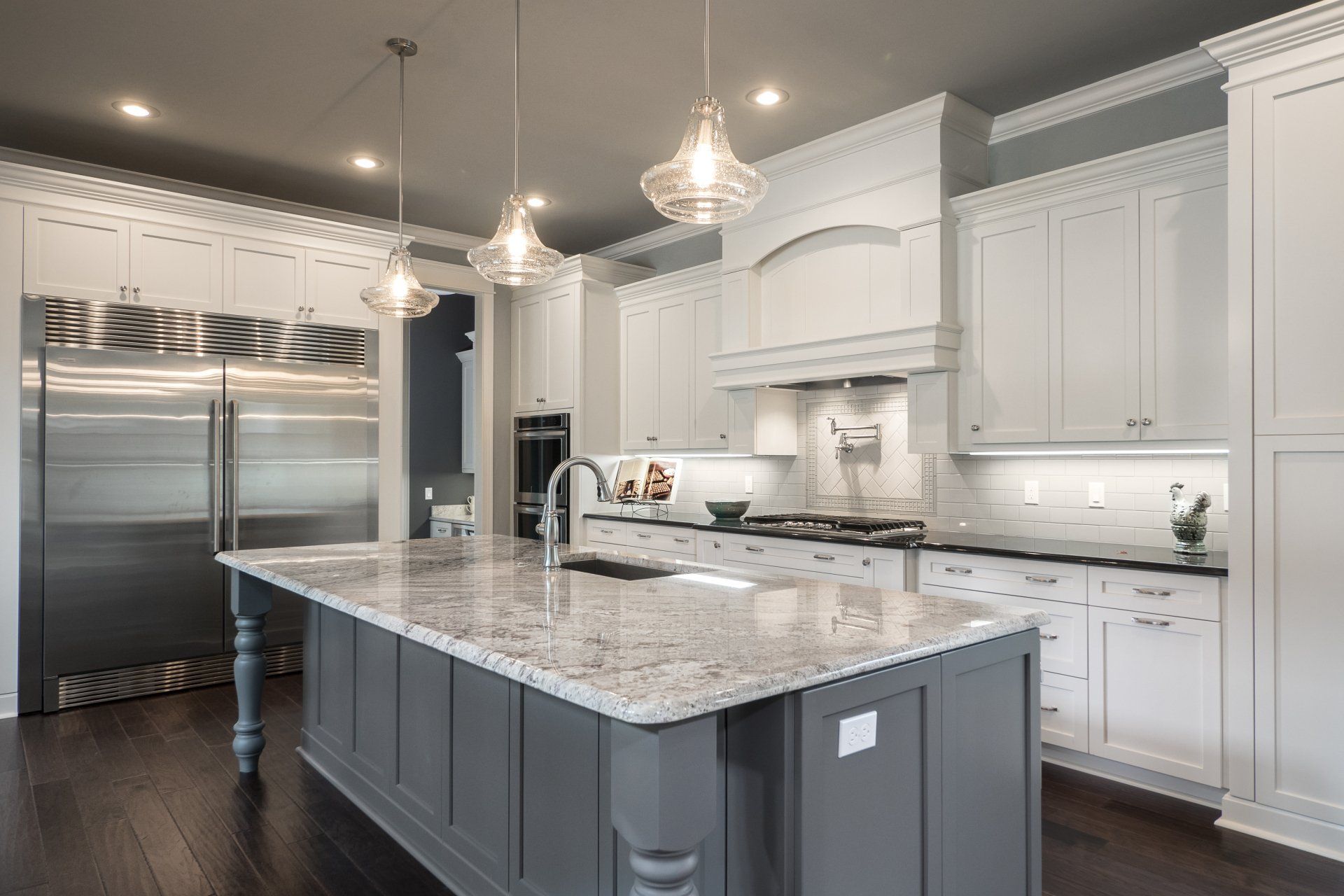 Kitchen cabinet services