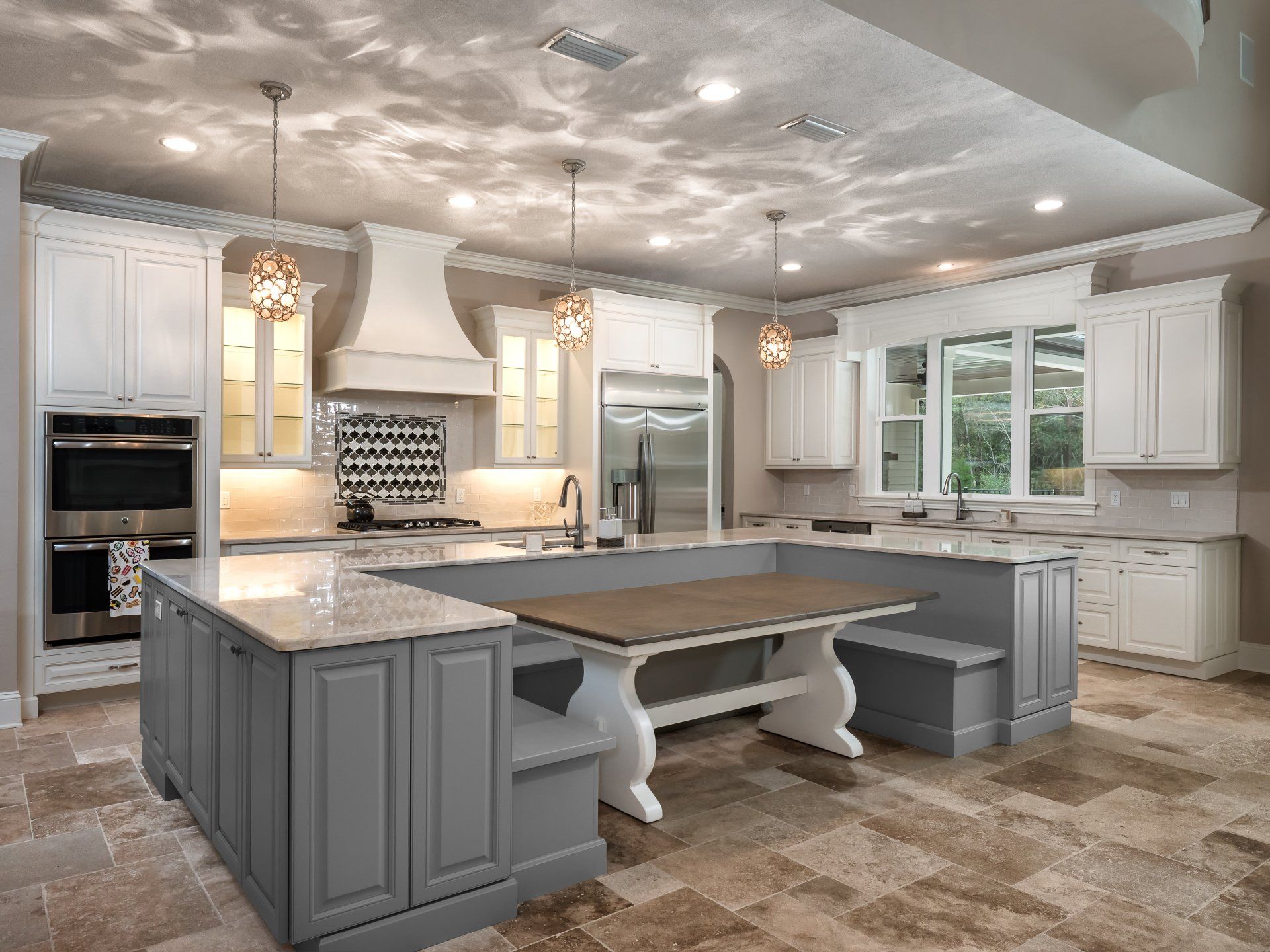 Kitchen cabinet services