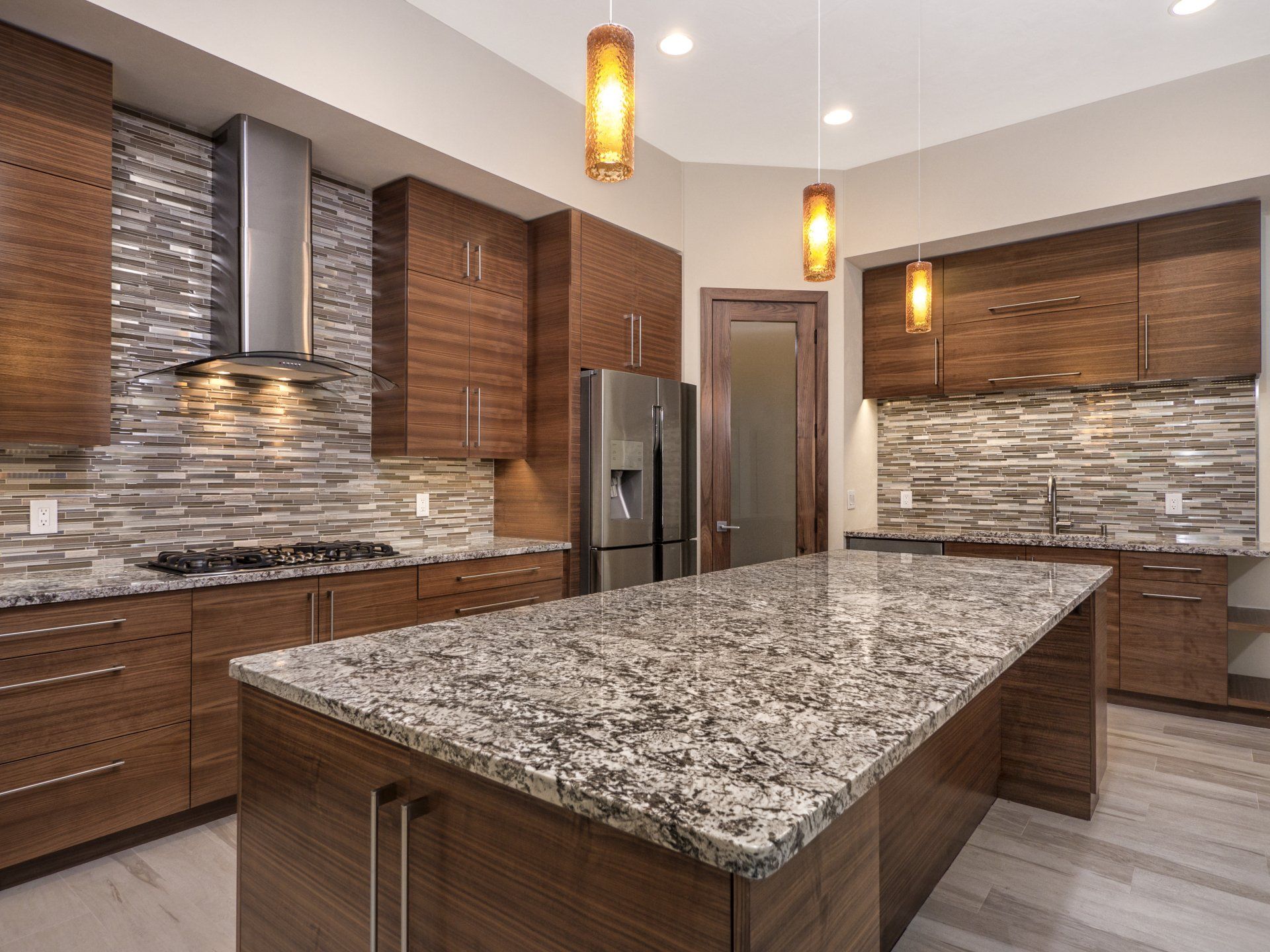 Kitchen cabinet services