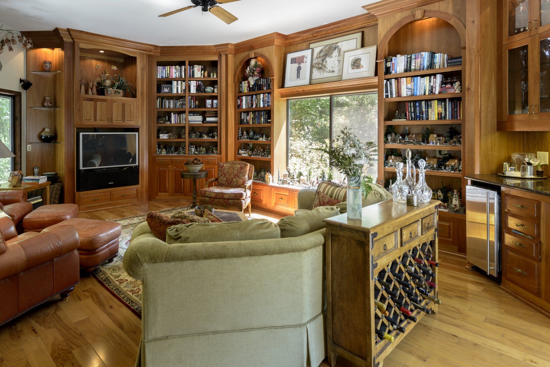 Custom cabinet services