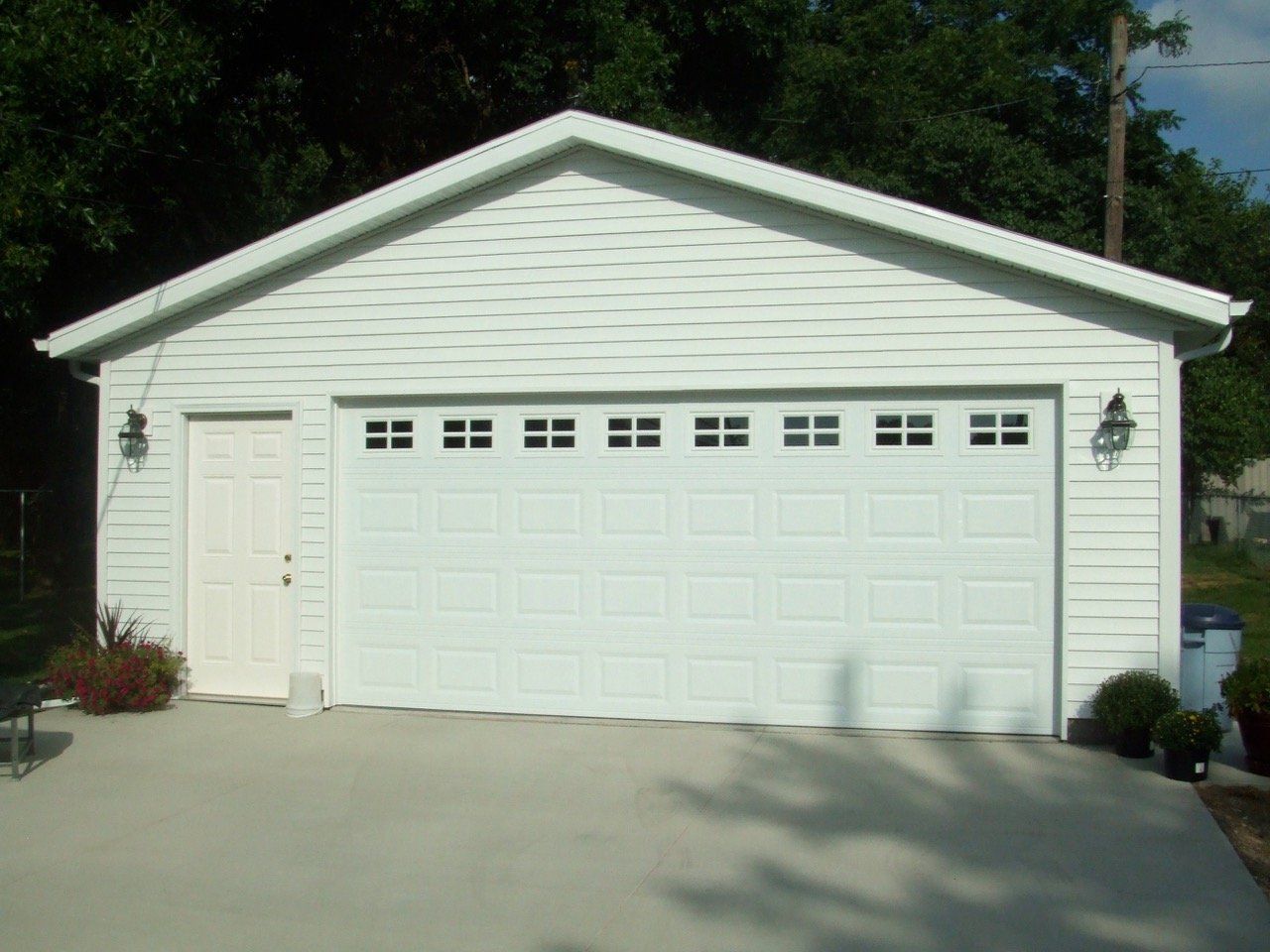 Garage Gallery, Cedar Rapids, Des Moines, Iowa City, Ames, Dubuque.