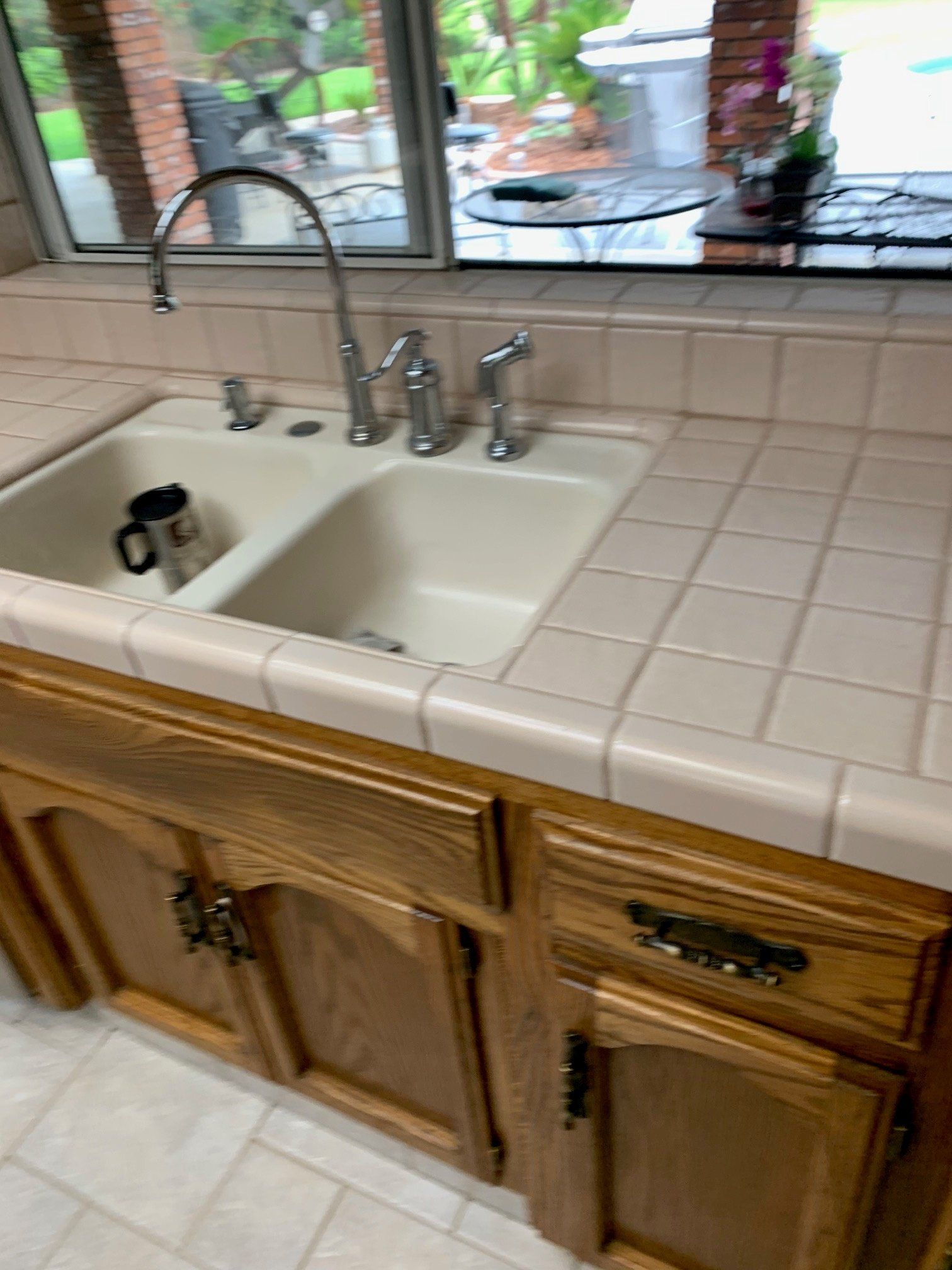clean tiles around the sink