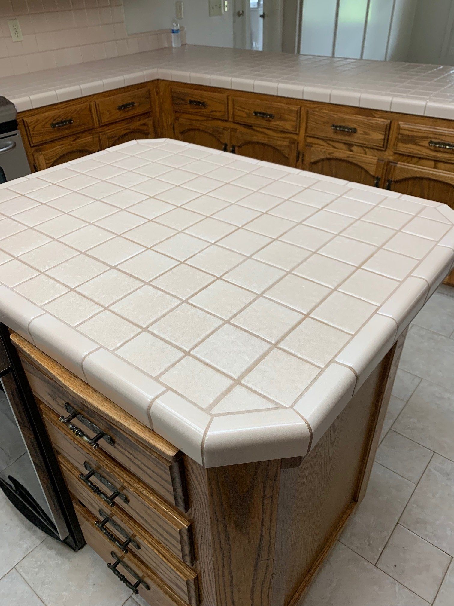 clean tiles on the island counter