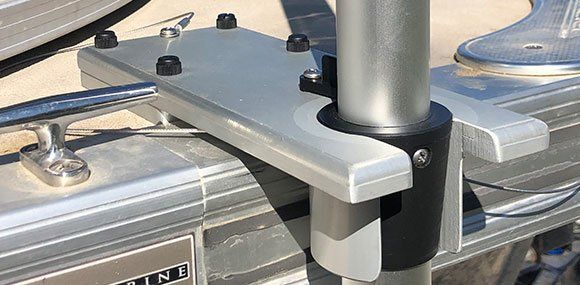 pole mount for livescope transducer