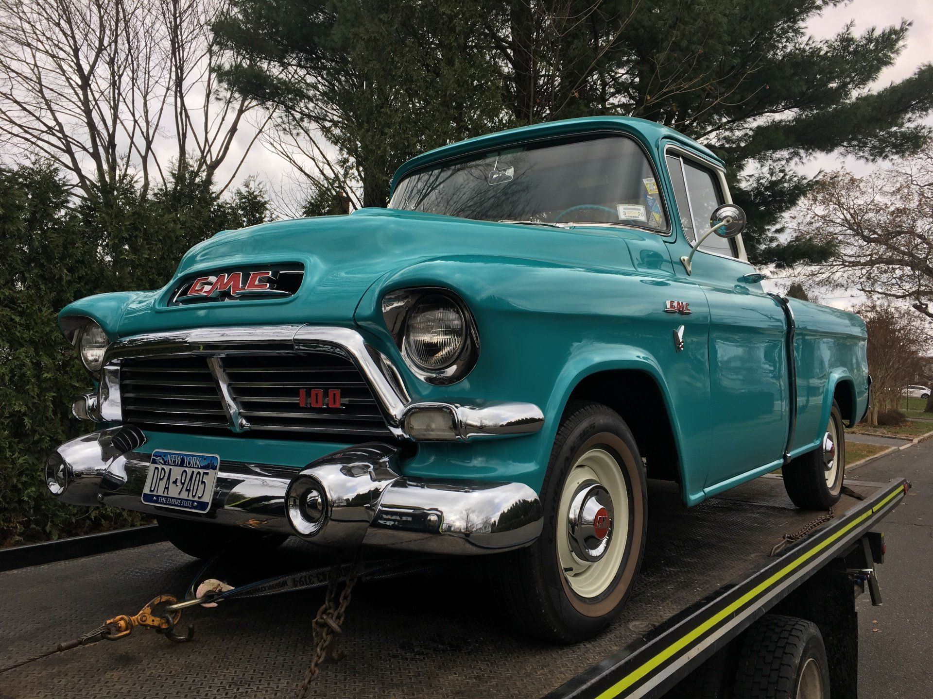GMC 100 car
