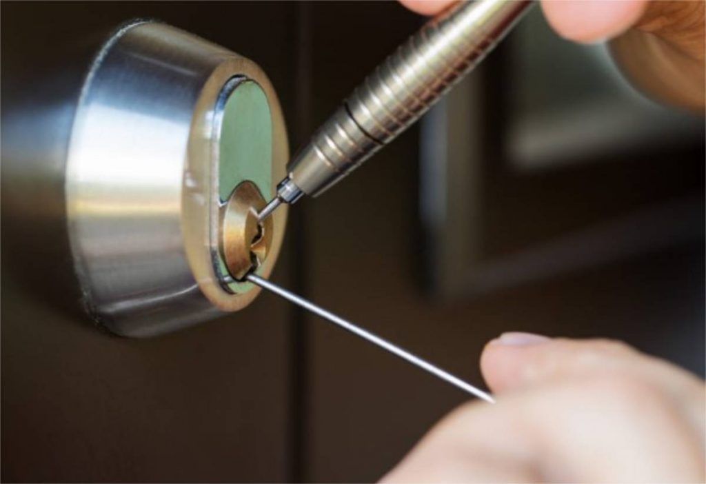 MRM Locksmith residential service