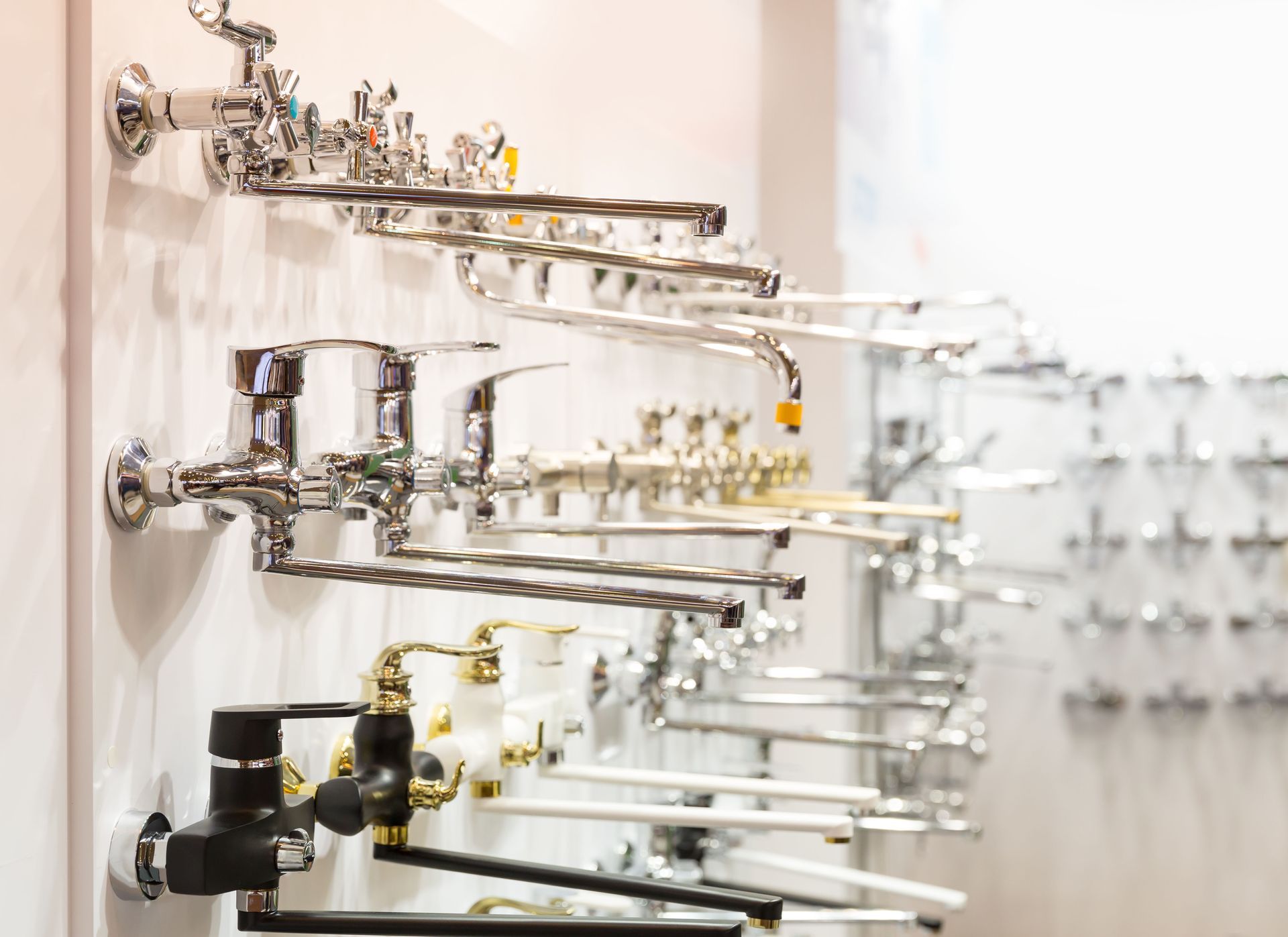 Tips for Pairing Decorative Faucets With Your Cabinet Style