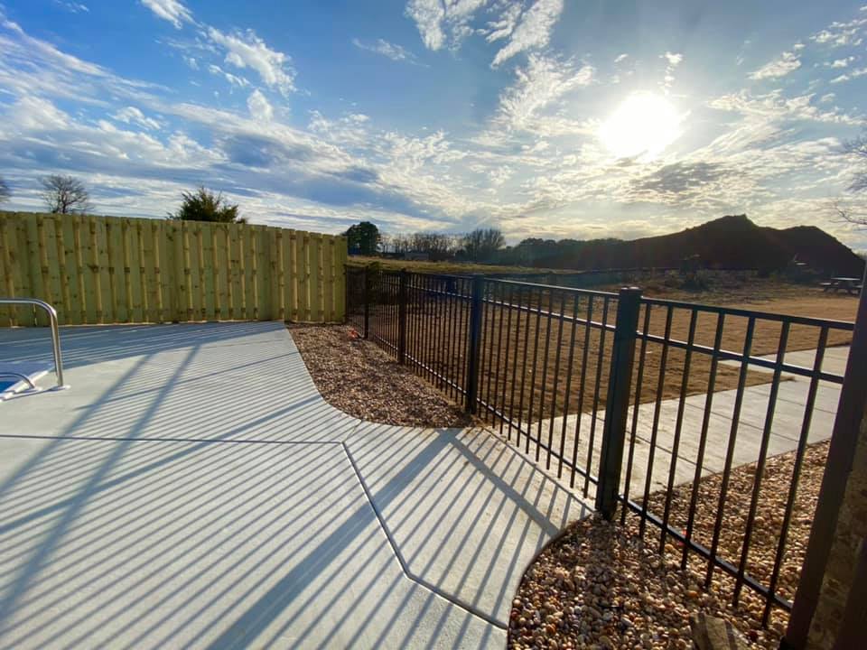 aluminum fence